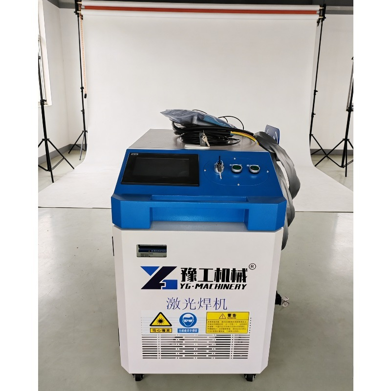 Industrial Laser Cutter For Metal - Handgeführte Faserlaser-Reinigungsmaschine 3-in-1 Tragbarer Schweißer und